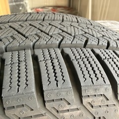 【美品】VOLVO純正スタッドレス PIRELLI ICE ZERO ASIMMETRICO 235/55R18ホイール付き4本セットの画像