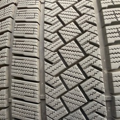 【美品】VOLVO純正スタッドレス PIRELLI ICE ZERO ASIMMETRICO 235/55R18ホイール付き4本セットの画像
