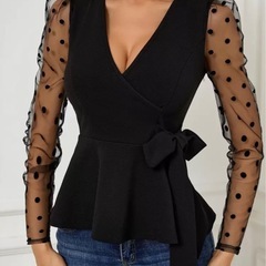 ドットシースルートップスほぼ新品の画像