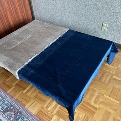 テーブル/綺麗/ガラス天板付きの画像