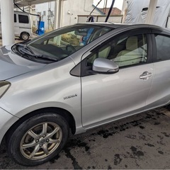H25トヨタアクア　車検長期の画像