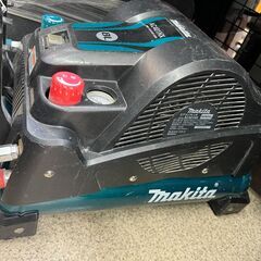 【中古】【店頭引取限定】MAKITA　コンプレッサー　AC401NXの画像