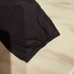 UNIQLO ポケッタブル カットパーカ　M の画像