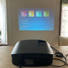 BeamerKing プロジェクター　キャリーケース付き の画像