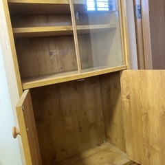 食器棚の画像