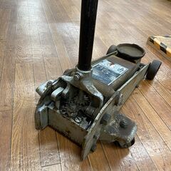 【中古】【動作OK】【店頭引取限定】PROLIFT　ガレージジャッキ3t　SF-446　11000円（税込）0765の画像