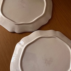 食器2枚セットの画像