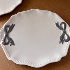 食器2枚セットの画像