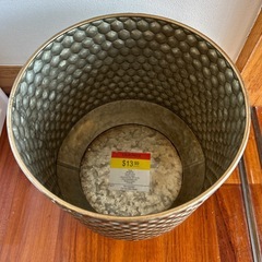 観葉植物　鉢の画像