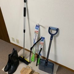 【無料】車の降雪対策用具一式の画像