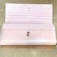 サマンサタバサ長財布の画像