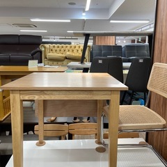 ダイニング2点セット
の画像