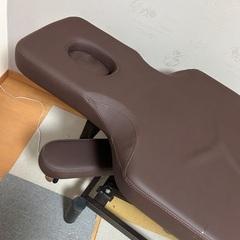 エステベッド【高さ調節可能】の画像