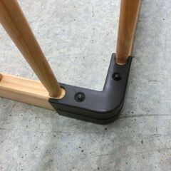 ベビーサークル ジョイント連結式 板8枚 簡単設置 形組み換え可能 連結式 166.5×166.5×55cm 正方形 長方形 形自由 木目 ナチュラル 大きめ 札幌市 西野店の画像