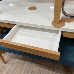 ベンチダイニング5点セット
の画像