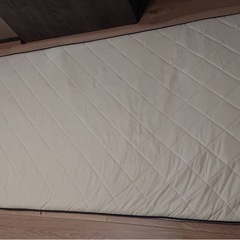 美品アイリスオーヤマ　シングル敷きパット使用期間一年の画像