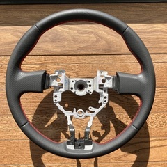 トヨタ86 ZN6 前期純正ステアリングの画像