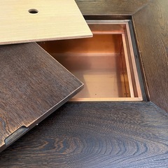 新品未使用　カリモク 家具　囲炉裏座卓　銅板いろり　座卓の画像