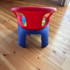 トーマス　椅子の画像