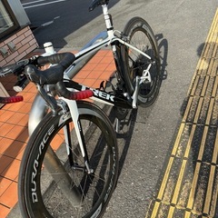 TREK madone4.3デュラエースの画像