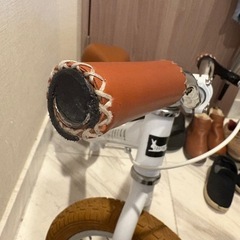 PARKY ecru キックバイクの画像