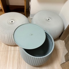 ガーデンチェア&テーブルの画像