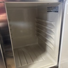業務用台下冷蔵庫の画像