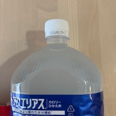 激辛ペヤング やきそば+アクエリアス 2Lの画像