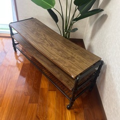 テレビ台の画像