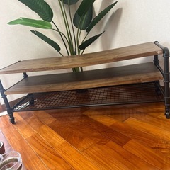 テレビ台の画像