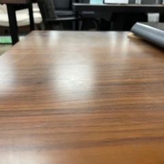 ダイニングテーブルの画像