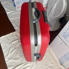 スーツケースの画像