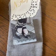 新品未使用のロングソックスの画像