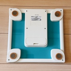 【11/16までの引取】オムロン 体重体組成計 カラダスキャン　214の画像