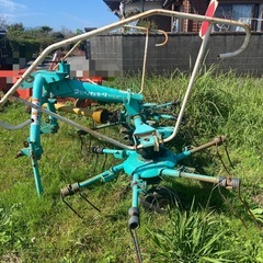 タカキタ RT2600 ジョイント付き 拡散 反転 集草 トラクター作業機 ジャイロテッダ テッダレーキ 中古 引き取り限定の画像