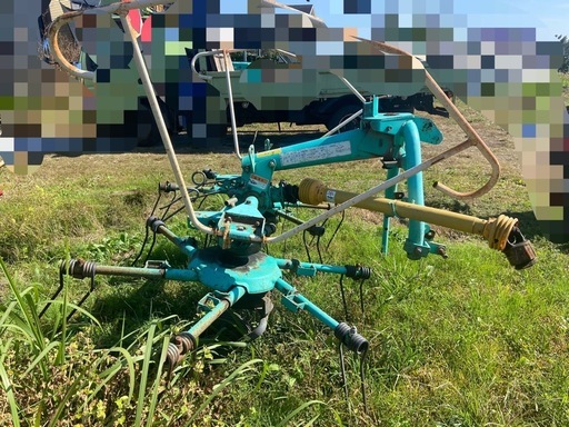 タカキタ RT2600 ジョイント付き 拡散 反転 集草 トラクター作業機 ジャイロテッダ テッダレーキ 中古 引き取り限定