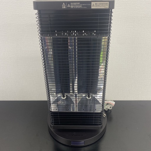 【ご来店限定】＊ ダイキン 遠赤外線暖房機　2021年製＊1107-10