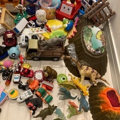 おもちゃ大量まとめ売りの画像