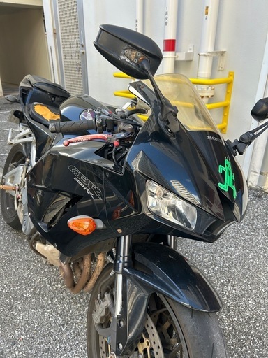 大型バイク　CBR600