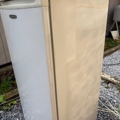 富士通ゼネラル　冷凍庫 ERF-F11E-Hの画像