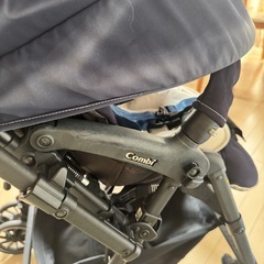 combiベビーカー
の画像
