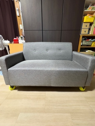 二人掛けソファ　ほぼ新品