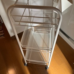 IKEAワゴンの画像