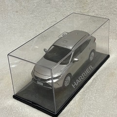 ハリアー 1/30ミニカーの画像