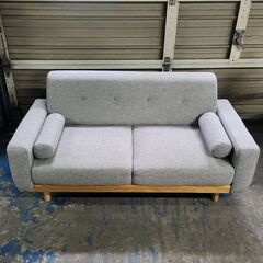  2人掛けソファ グレー 布張り 足着脱式 ローソファ 25K 北TO1の画像