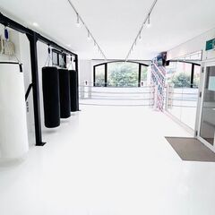 【無料体験】キックボクシングジム リフィナス浦和店/女性60％初心者90％で誰でも安心の画像