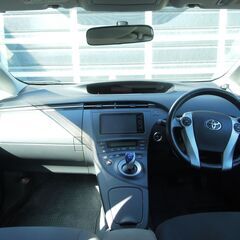 22年 プリウス 1.8Sツーリングセレクション/LEDヘッドライト/ナビ/TV/純正17インチアルミ/94,800㎞の画像