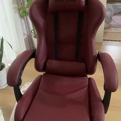 新品　ゲーミングチェアの画像