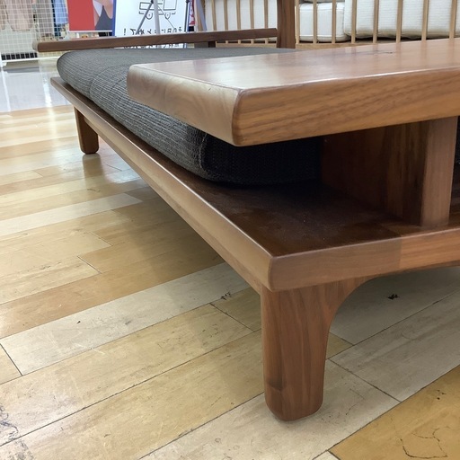 【お値下げしました！】飛騨産業 2人掛けソファー　入荷しました。