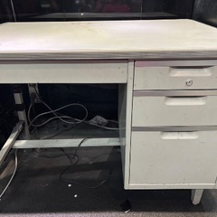 オフィス机の画像